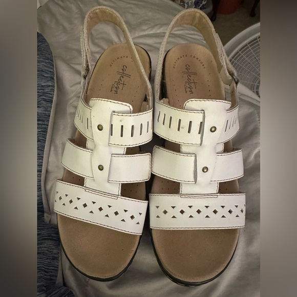 Clark’s white sandal size 8 - Picture 1 of 2